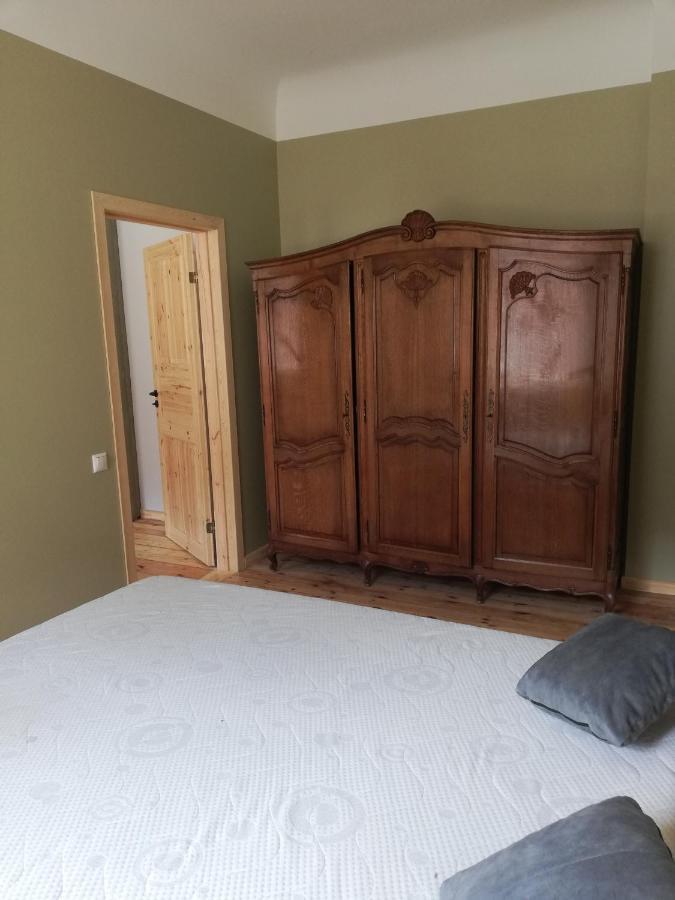 Historic With Wooden Floors In The Hearth Of Old-town Apartment Riga
