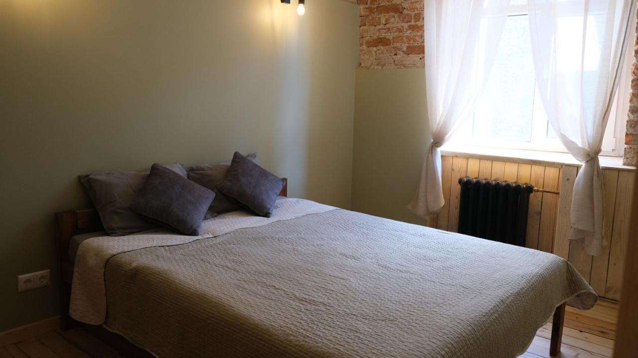 Historic With Wooden Floors In The Hearth Of Old-town